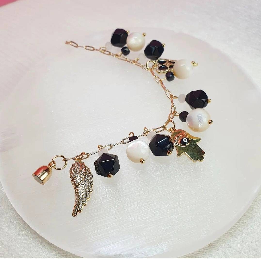 Handcrafted bracelet with Black Agate, Black Spinel and Mother of Pearl