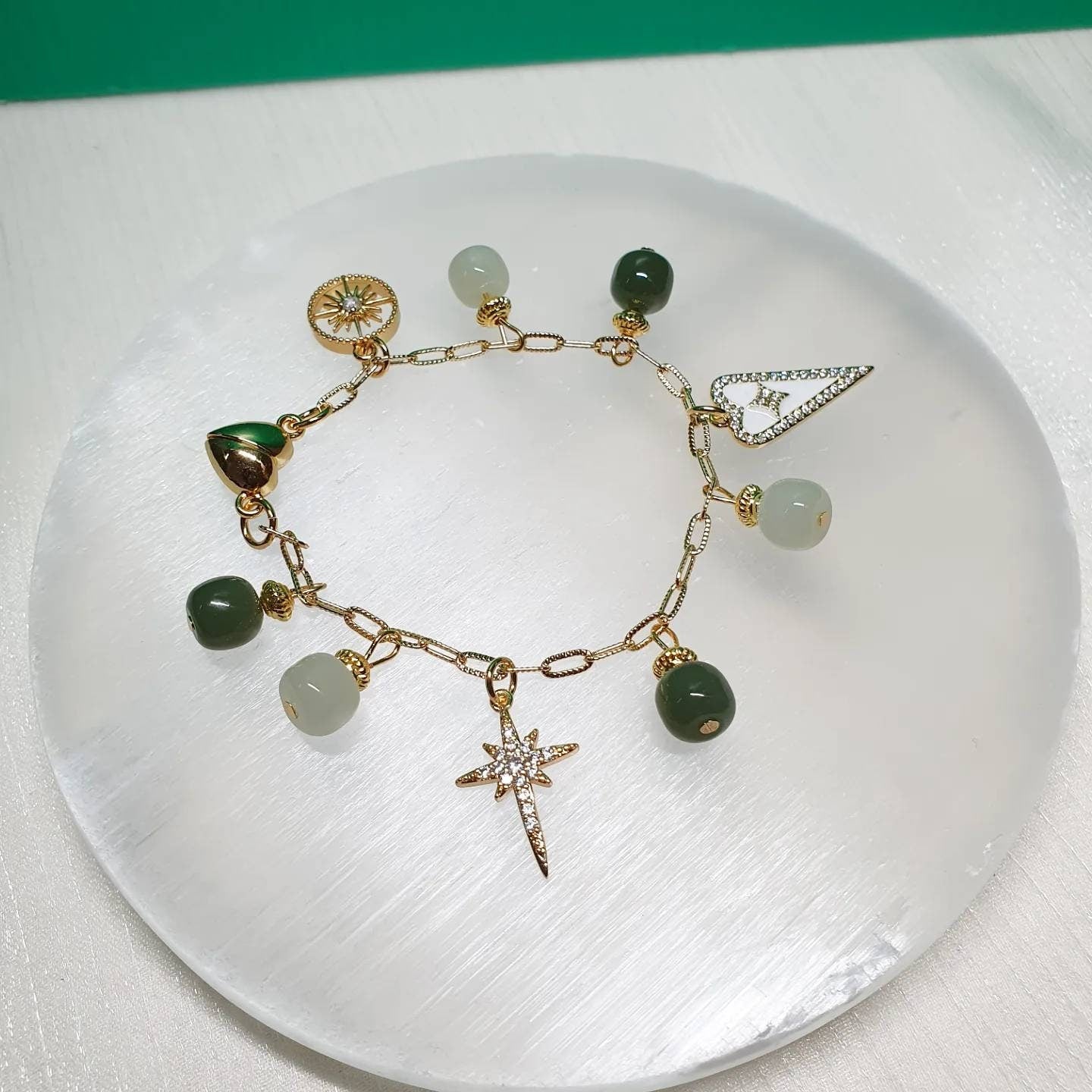 Handcrafted bracelet with AAA Dark and Light Green Hetian / Nephrite Jade (8mm)