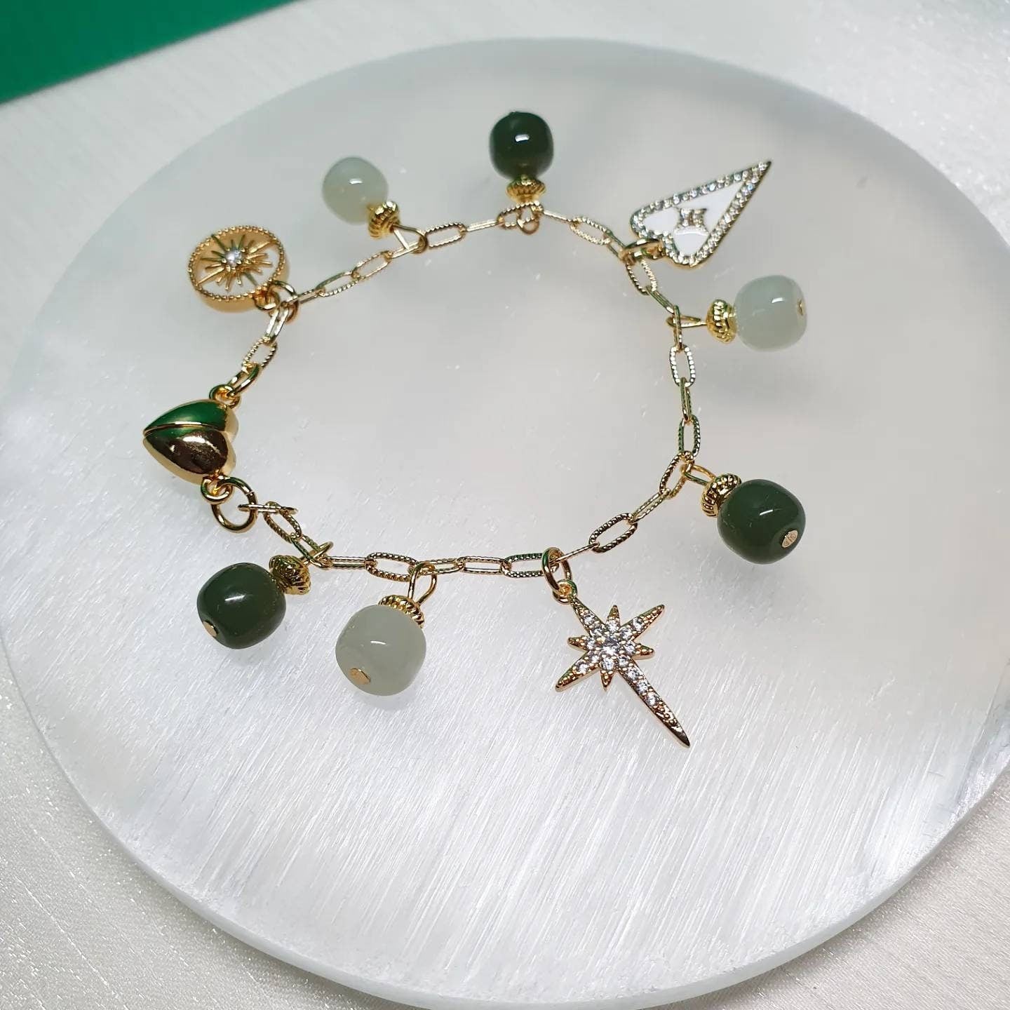 Handcrafted bracelet with AAA Dark and Light Green Hetian / Nephrite Jade (8mm)