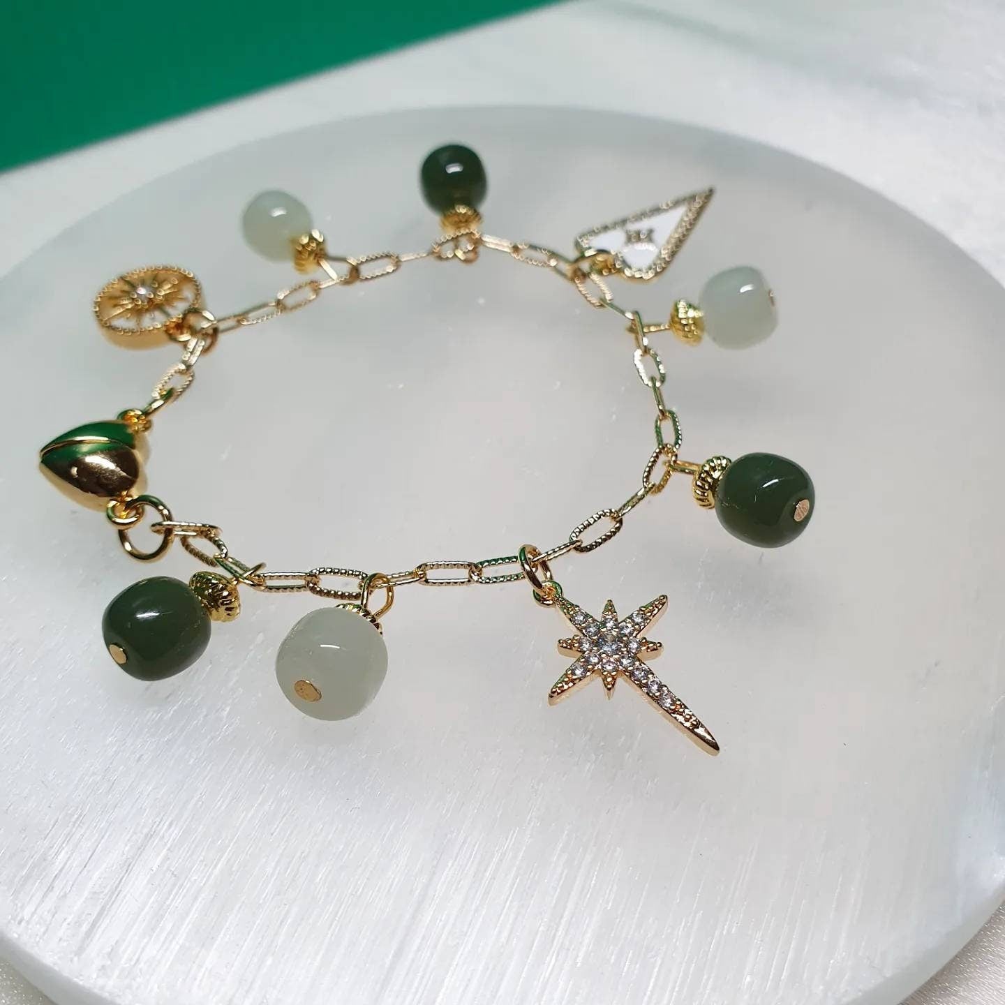 Handcrafted bracelet with AAA Dark and Light Green Hetian / Nephrite Jade (8mm)