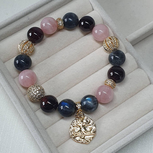 Handcrafted bracelet with Rose Quartz (12mm), Labradorite and Red Garnet