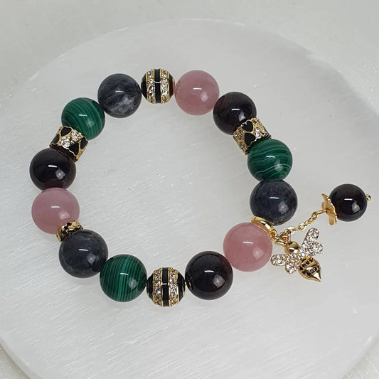Handcrafted bracelet with Malachite, Rose Quartz, Labradorite and Red Garnet