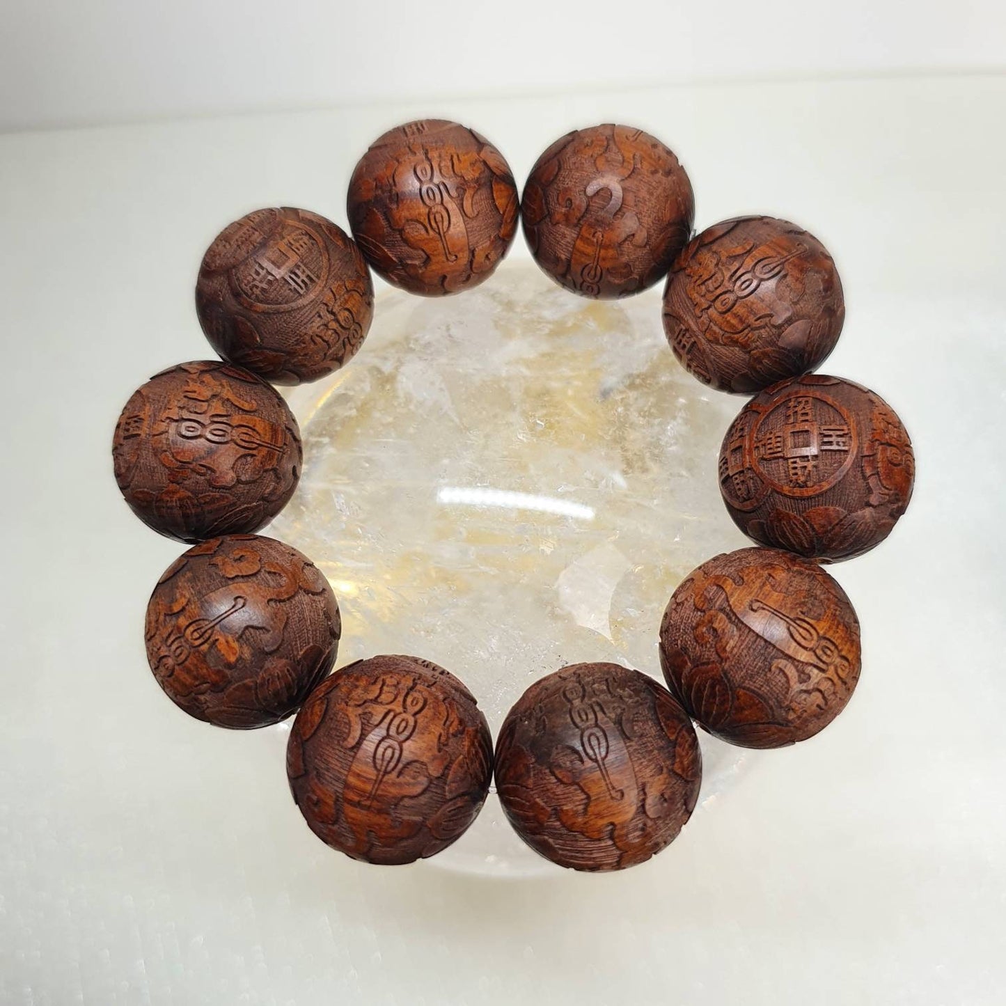 Handcrafted men/ unisex bracelet with beautifully carved 20mm Natural Sandalwood 黑檀木/ from African