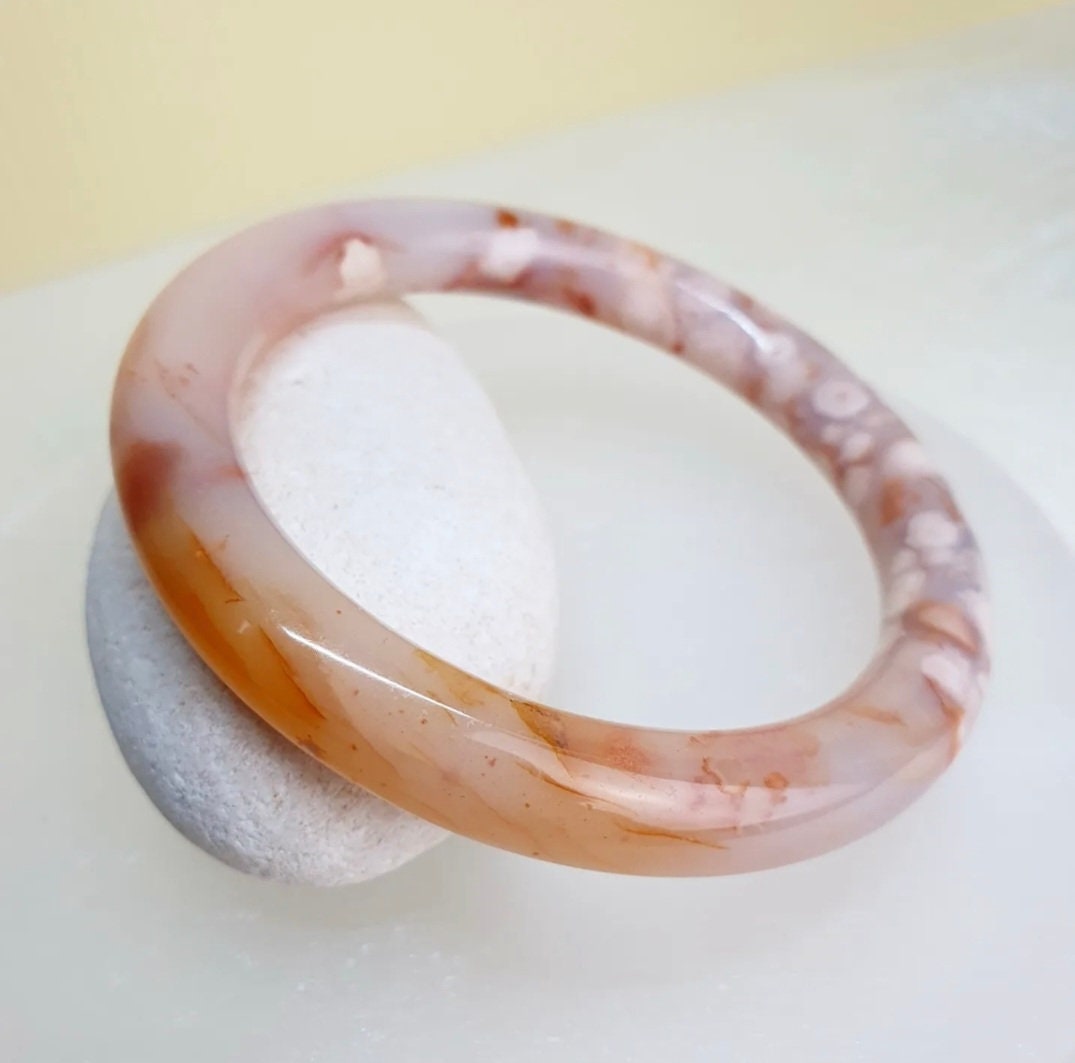 Natural Unisex Sakura Cherry Blossom Agate Bangle (S2-59.3mm)