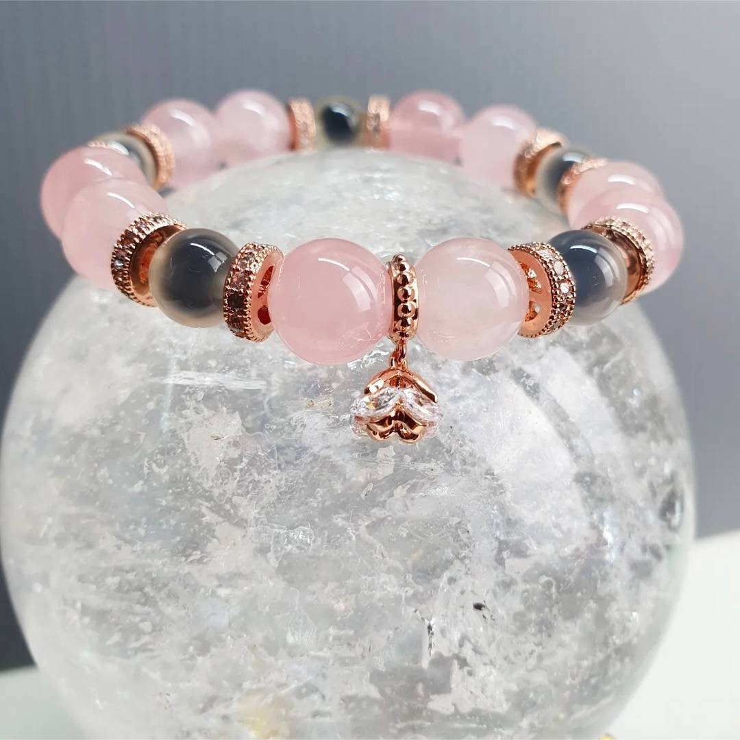 Handcrafted bracelet with Madagascar Rose Quartz (10mm) and Gobi Candy Heart Agate