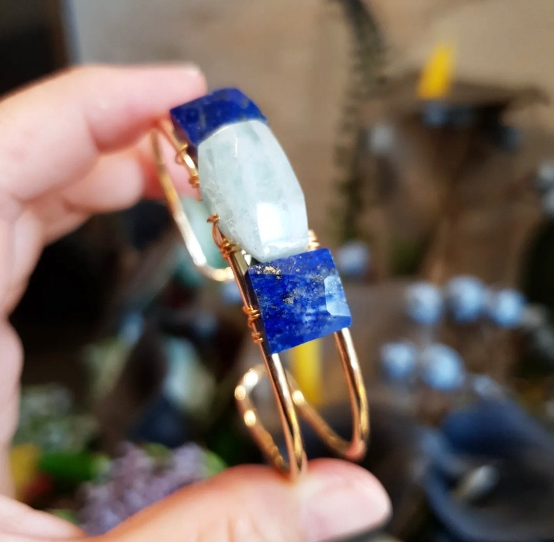 Handcrafted bangle with Aquamarine and Lapis Lazuli